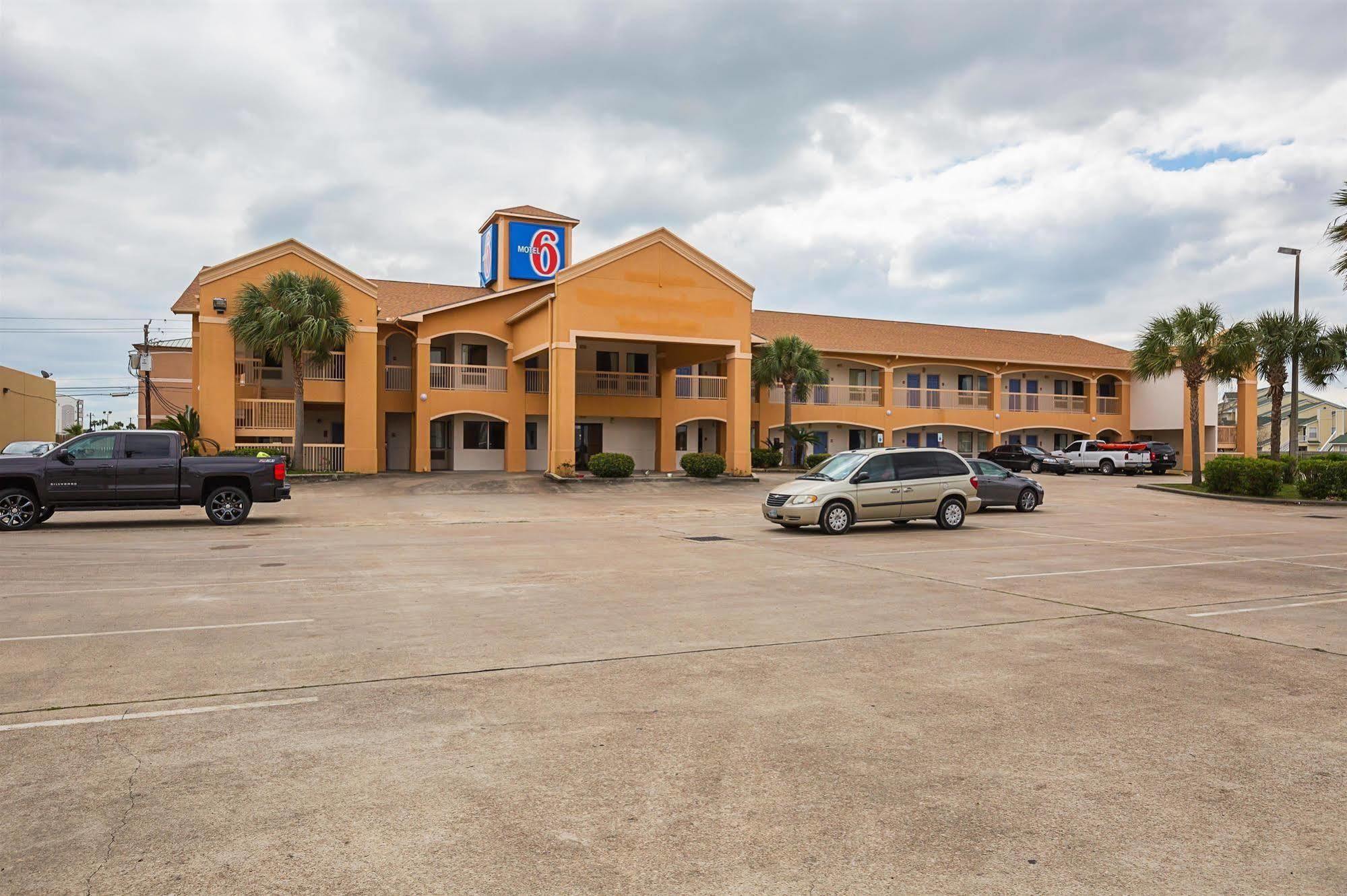 Island Inn By Oyo Galveston Beach, Tx Exterior photo